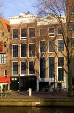 Anne Frank House - Amsterdam, Holland.jpg Anne Frank House - Amsterdam, Holland.jpg